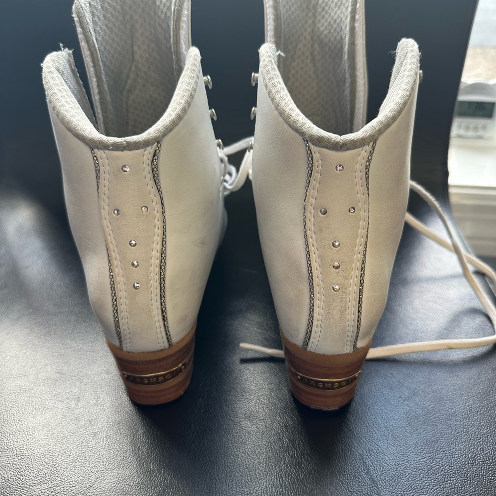 White Women's Ice Skates